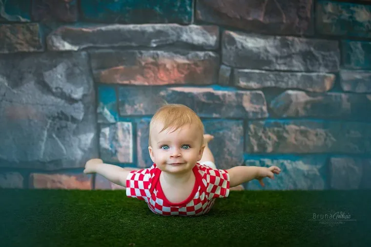 Navijajte s nama: Za Hrvatsku navijaj i službenu loptu nabijaj!