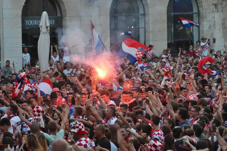Napetost na vrhuncu diljem zemlje: Kako je Hrvatska pratila povijesnu utakmicu Vatrenih