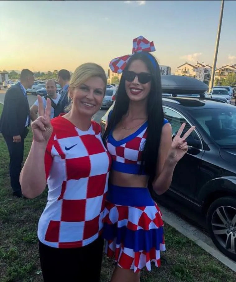 Ivana Knoll, najpoznatija hrvatska navijačica slikala se s predsjednicom i to objavila na svom Instagram profilu.