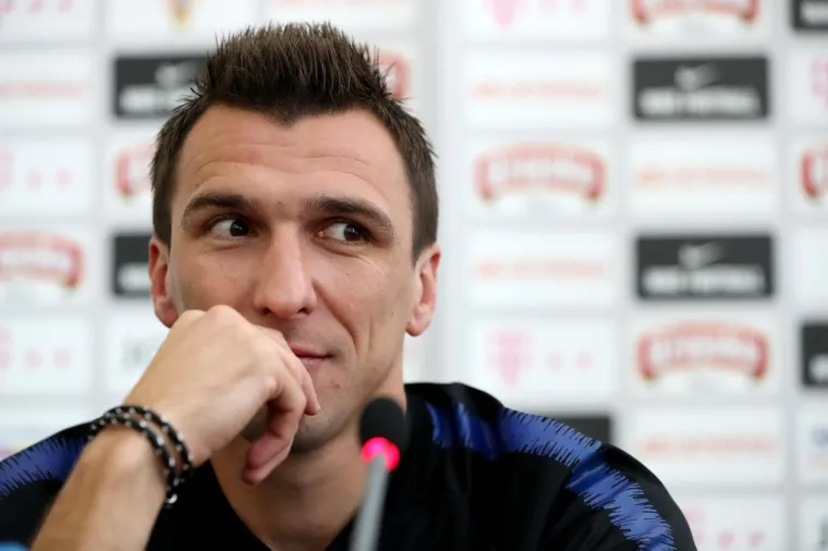 PRESICA VATRENIH U MOSKVI: Mandžukić i Kramarić odgovarali na novinarska pitanja