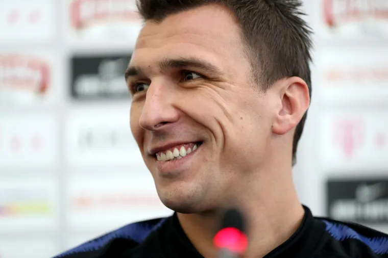 PRESICA VATRENIH U MOSKVI: Mandžukić i Kramarić odgovarali na novinarska pitanja