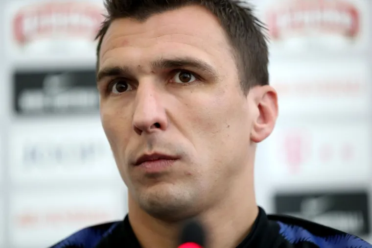 PRESICA VATRENIH U MOSKVI: Mandžukić i Kramarić odgovarali na novinarska pitanja