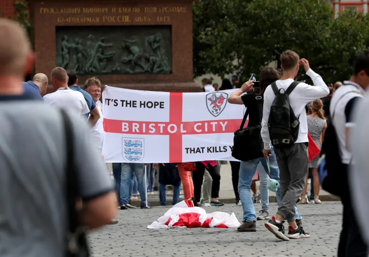 Vesela atmosfera u Moskvi dan prije polufinalne utakmice SP između Hrvatske i Engleske