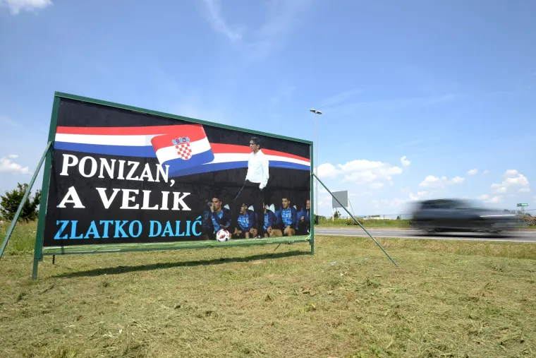 'Ponizan, a velik': upravo tim riječima opisuju izbornika Dalića na plakatu pred Varaždinom