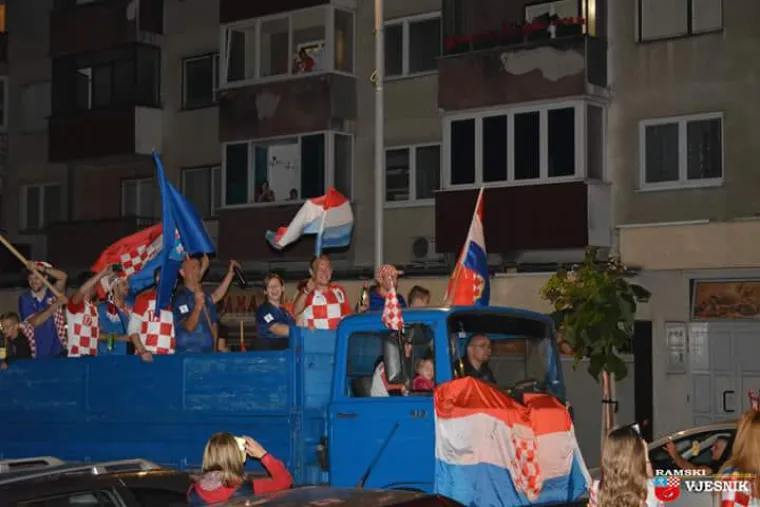 &Scaron;aljite nam svoje navijačke fotografije i s RTL-om navijajte za Hrvatsku!