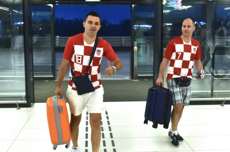 VELIKA GUŽVA NA 'FRANJI TUĐMANU': Vatreni će imati glasnu podr&scaron;ku, u Moskvu otputovali ministar Pavić, Tomo Horvatinčić...