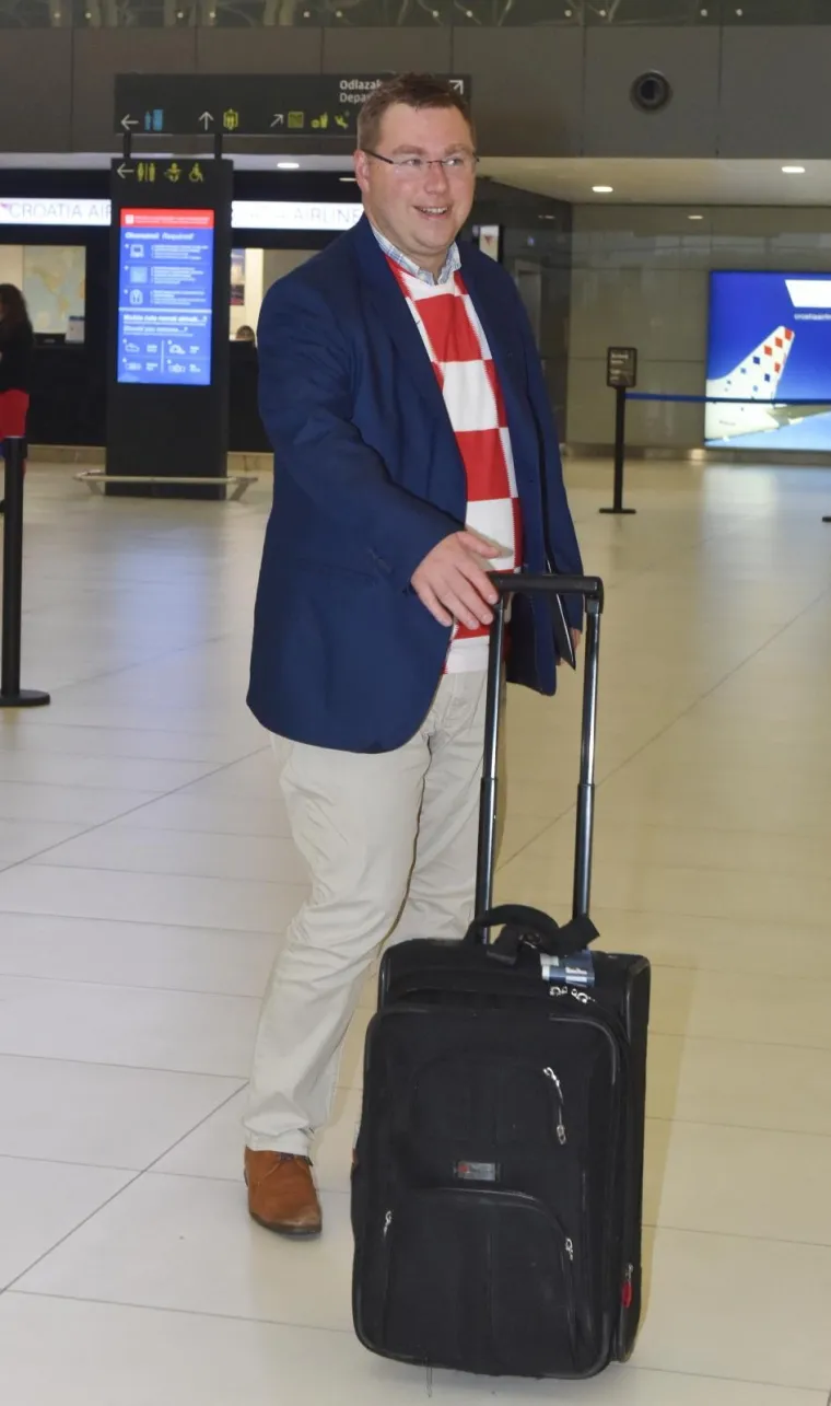 VELIKA GUŽVA NA 'FRANJI TUĐMANU': Vatreni će imati glasnu podr&scaron;ku, u Moskvu otputovali ministar Pavić, Tomo Horvatinčić...