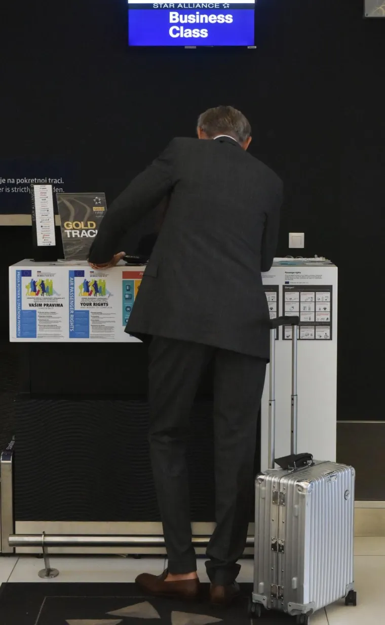 VELIKA GUŽVA NA 'FRANJI TUĐMANU': Vatreni će imati glasnu podr&scaron;ku, u Moskvu otputovali ministar Pavić, Tomo Horvatinčić...