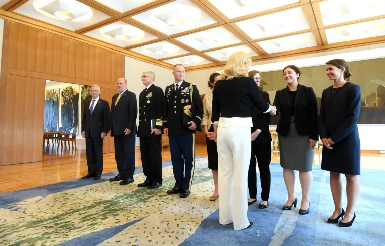 Predsjednica Grabar-Kitarović ugostila Jamesa Mattisa, ministra obrane SAD-a