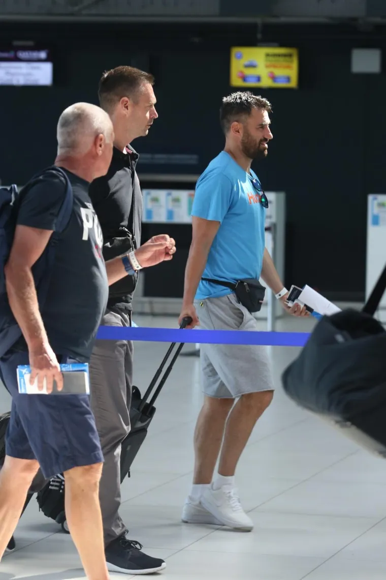 POJAČANJE IZ ZAGREBA: Navijači stvorili veliku gužvu na 'Franji Tuđmanu'