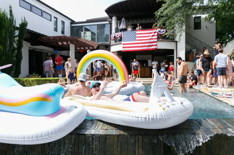 AMERIČKI SAN: Ovo je tulum na kojem želite biti, vjerujte nam...