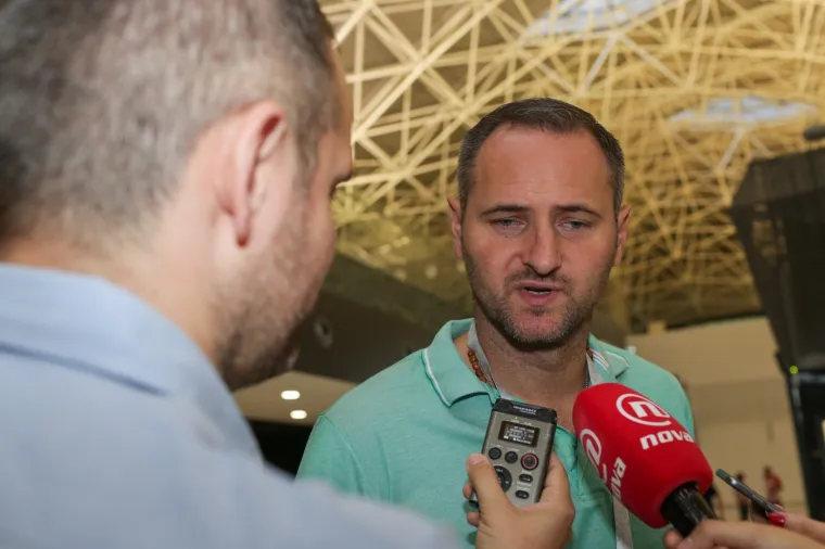 Joe &Scaron;imunić.