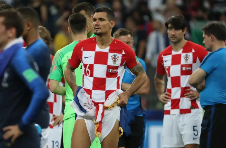 TUŽNI VATRENI DIRNULI NAVIJAČE U SRCE: Dečki, nabacite osmijeh i uživajte u ovom uspjehu, ponosni smo na vas!