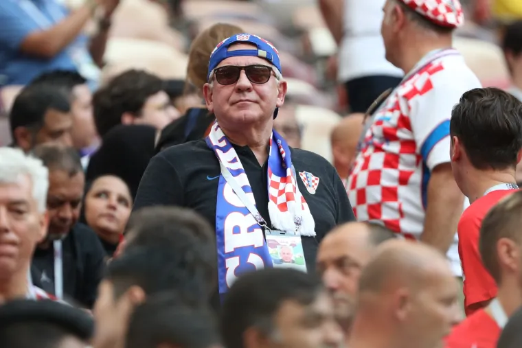 Ćaća se vratio: Pogledajte kako je Sanader proslavio pogodak Peri&scaron;ića