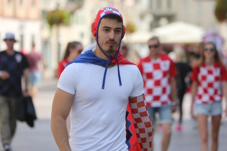 Čitav dan hrvatskim gradovima zavladalo je kockasto ludilo.  Rijeka