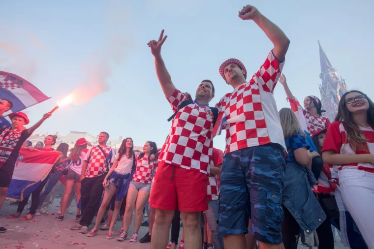 Navijačka euforija diljem Hrvatske: Slavili smo do jutra!