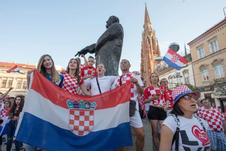 Navijačka euforija diljem Hrvatske: Slavili smo do jutra!