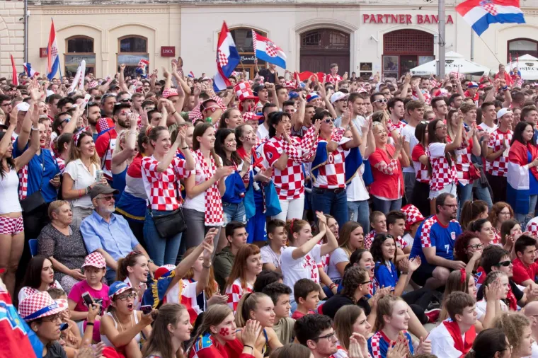 Navijačka euforija diljem Hrvatske: Slavili smo do jutra!