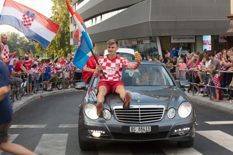 Navijačka euforija diljem Hrvatske: Slavili smo do jutra!