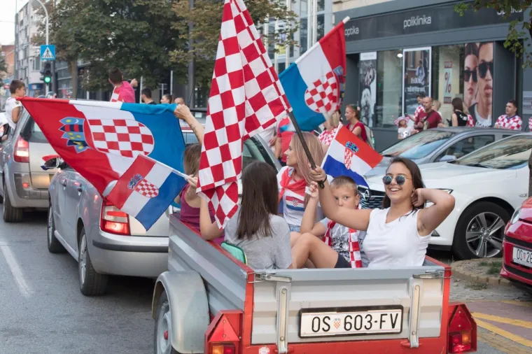 Navijačka euforija diljem Hrvatske: Slavili smo do jutra!