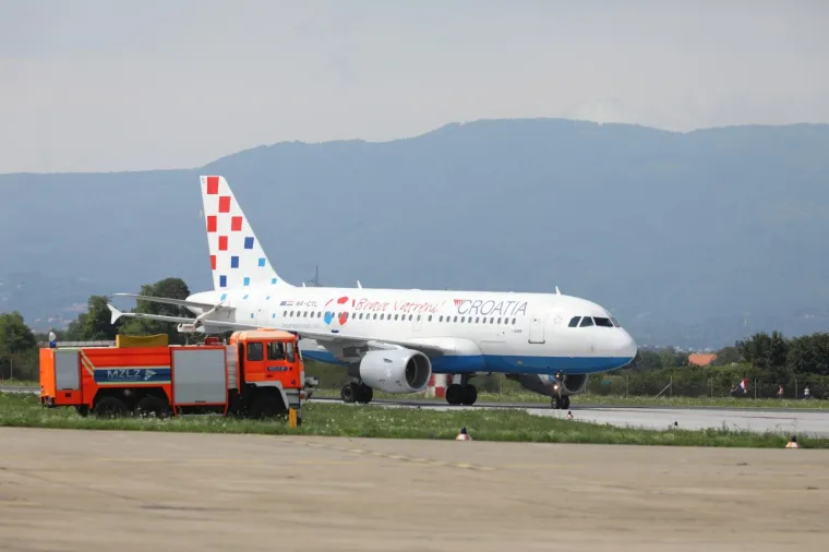 Zrakoplov Croatia Airlinesa sa svjetskim nogometnim doprvacima sletio je u  ponedjeljak u 15 sati i 22 minuta u zagrebačku Zračnu luku Franjo Tuđman.
