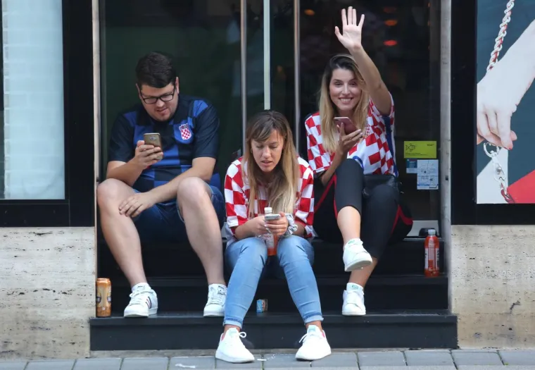 Diljem Zagreba slavio se povijesni uspjeh hrvatske nogometne reprezentacije na SP-u