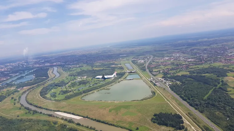 Vatrene na hrvatskom nebu dočekali MiG-ovi s emotivnom porukom