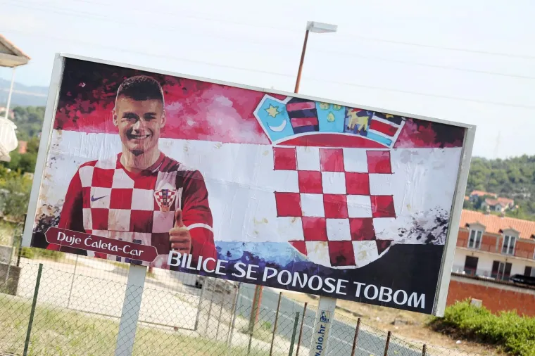 Bilice i Biličani zahvaljuju Duji Ćaleti Caru i odaju priznanje njemu i hrvatskoj reprezentaciji.