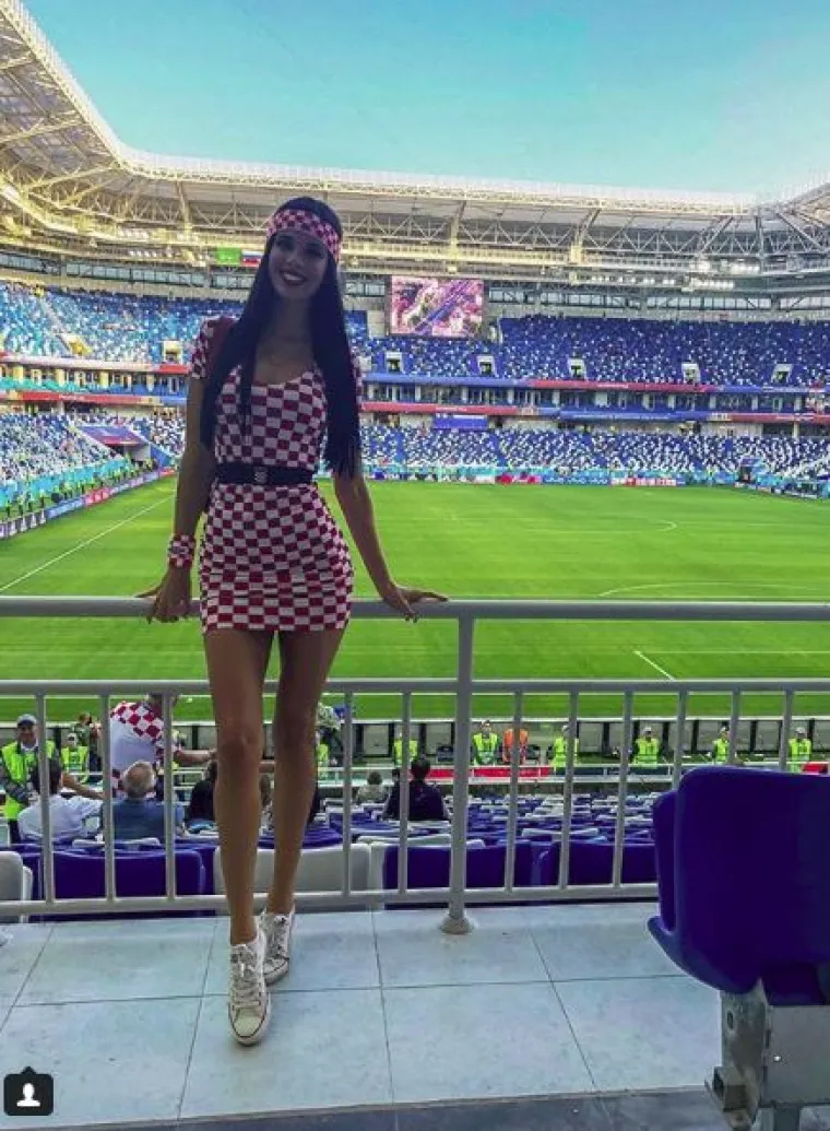 VATRENA LJEPOTICA S TRIBINA: Trbu&scaron;na plesačica koja je uljep&scaron;ala svaku utakmicu hrvatske reprezentacije