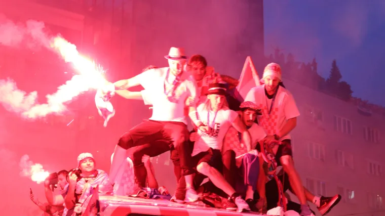 Vatreni nogometa&scaron;i stigli su na Trg bana Jelačića u Zagrebu.