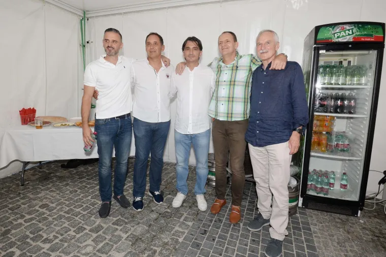 SKUPILA SE EKIPA U VARAŽDINU: Na Dalićev doček stigli Thompson, Bujanec, Čehok...