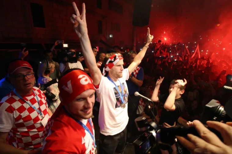 ODU&Scaron;EVLJENJE U IMOTSKOM: Stigla im 'splitska petorka', najveća zvijezda bio je Ante Rebić