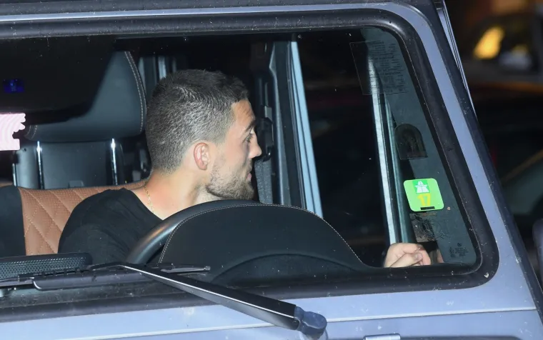 Nakon dočeka na trgu Vatreni slavlje nastavili u dru&scaron;tvu ljep&scaron;ih polovica u restoranu Okrugljak