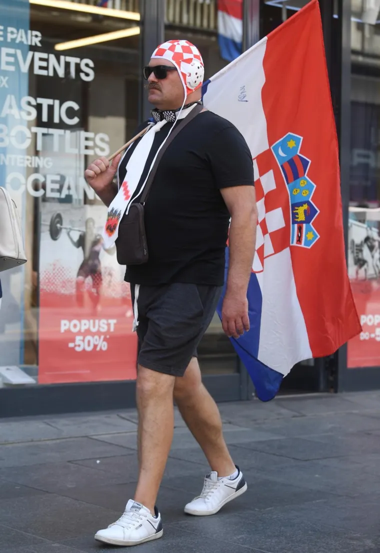 Nije i&scaron;lo bez kockica: Čak im niti časna sestra nije odoljela