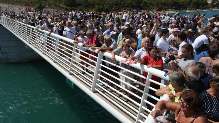 MOST KOPNO-OTOK ČIOVO JE PU&Scaron;TEN U PROMET: Stanovnici su ovo čekali vi&scaron;e od 50 godina