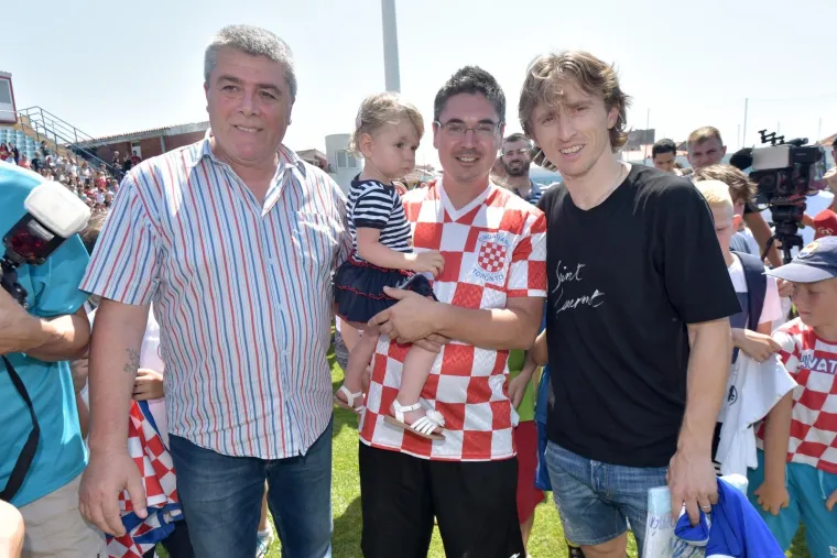 SREBRNI VATRENI U ZADRU: Odali počast tragično preminulom Ćustiću