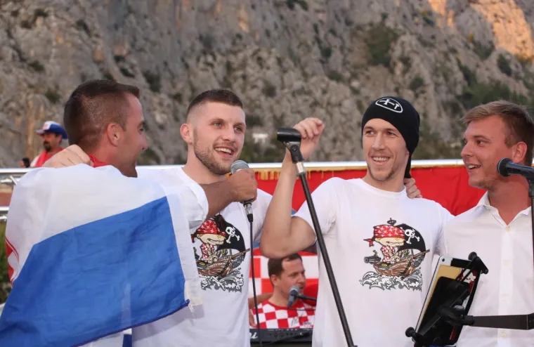 Doček Rebića i Peri&scaron;ića