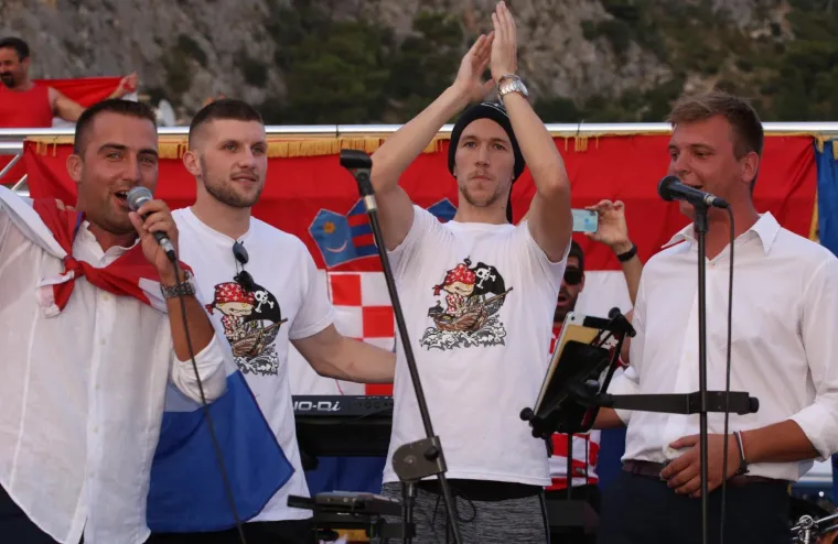 Doček Rebića i Peri&scaron;ića