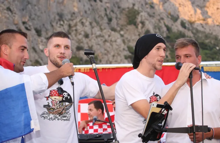 Doček Rebića i Peri&scaron;ića