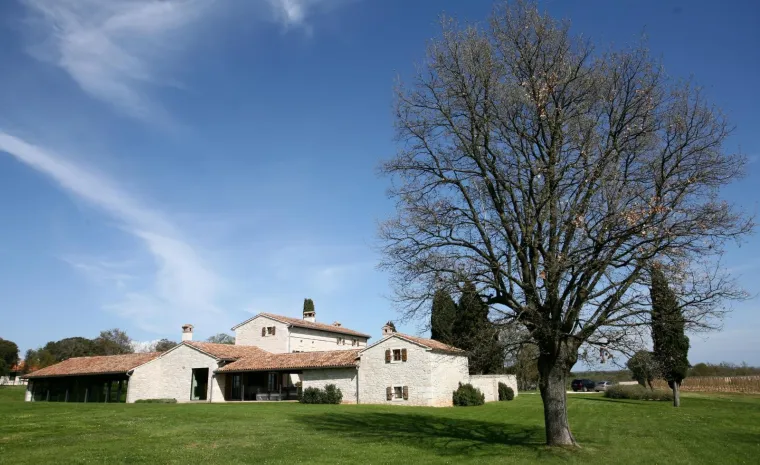 OVDJE ĆE SE VJENČATI FRANKA I ĆORLUKA: Bacite pogled na bajkovito imanje koje je osvojilo i Severinu