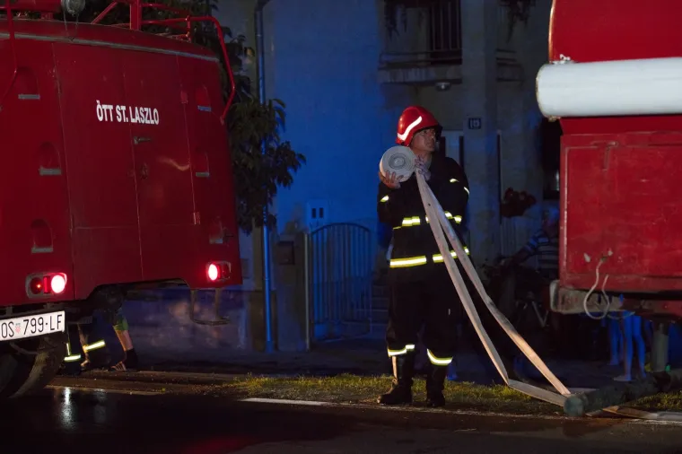 Ernestinovo: U požaru ozlijeđena jedna osoba