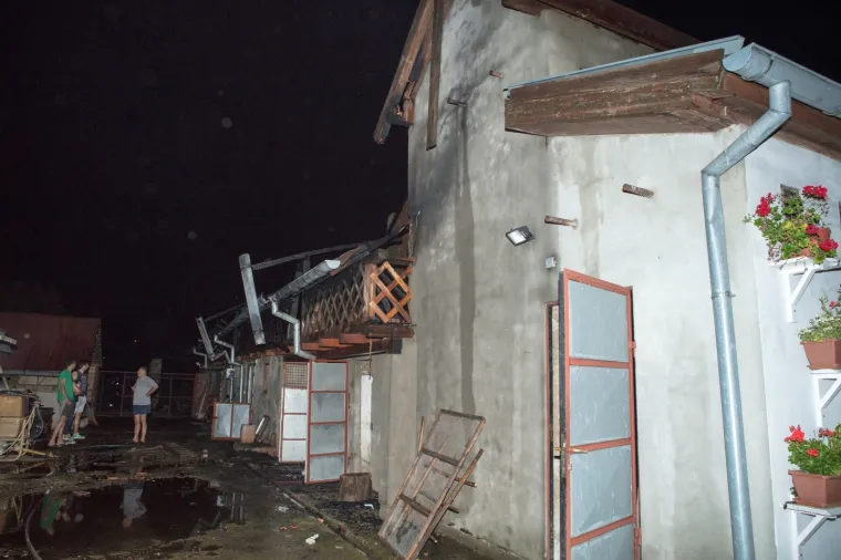 Ernestinovo: U požaru ozlijeđena jedna osoba