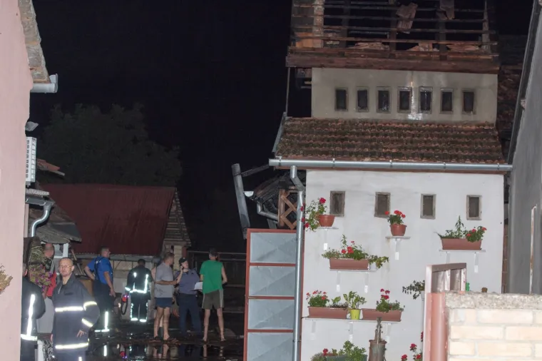 Ernestinovo: U požaru ozlijeđena jedna osoba