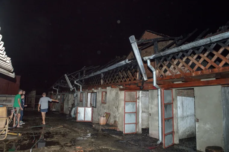 Ernestinovo: U požaru ozlijeđena jedna osoba