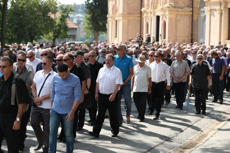 Posljednji ispraćaj Dragutina &Scaron;urbeka na groblju Mirogoj