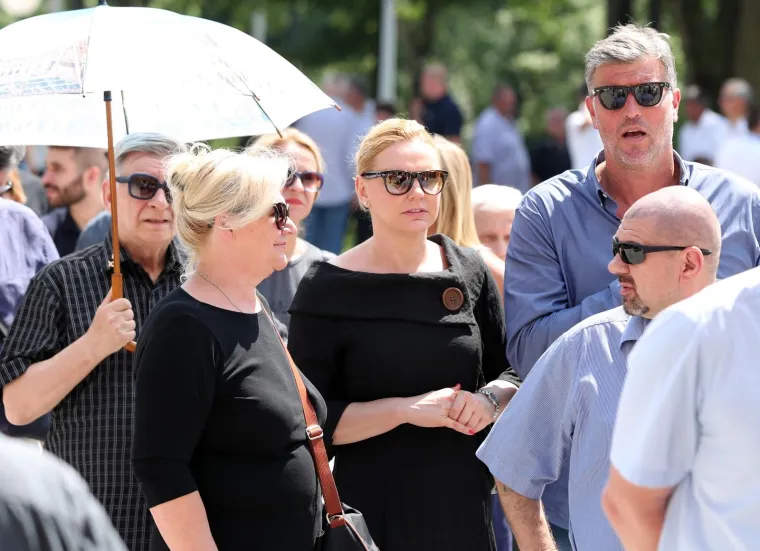 Posljednji ispraćaj Dragutina &Scaron;urbeka na groblju Mirogoj