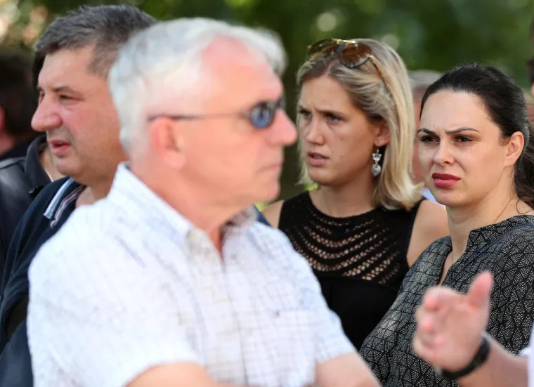 Posljednji ispraćaj Dragutina &Scaron;urbeka na groblju Mirogoj