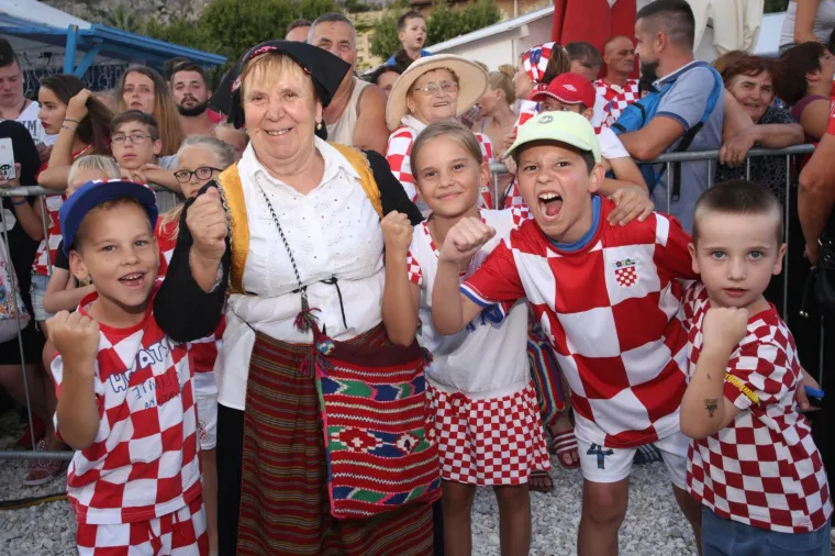 OMI&Scaron; SLAVI IVANA PERI&Scaron;IĆA: Pripremljen posebni soparnik sa brojem dresa srebrnog Vatrenog