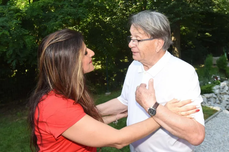 DALIĆ NAPRAVIO FE&Scaron;TU NA VIKENDICI: Pozvao novinare, političare, a najvi&scaron;e se obradovao svom mentoru