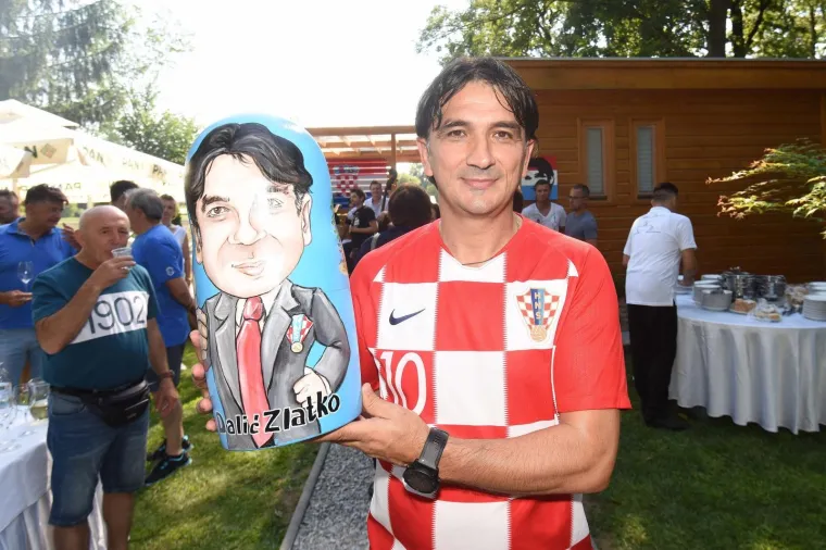 DALIĆ NAPRAVIO FE&Scaron;TU NA VIKENDICI: Pozvao novinare, političare, a najvi&scaron;e se obradovao svom mentoru